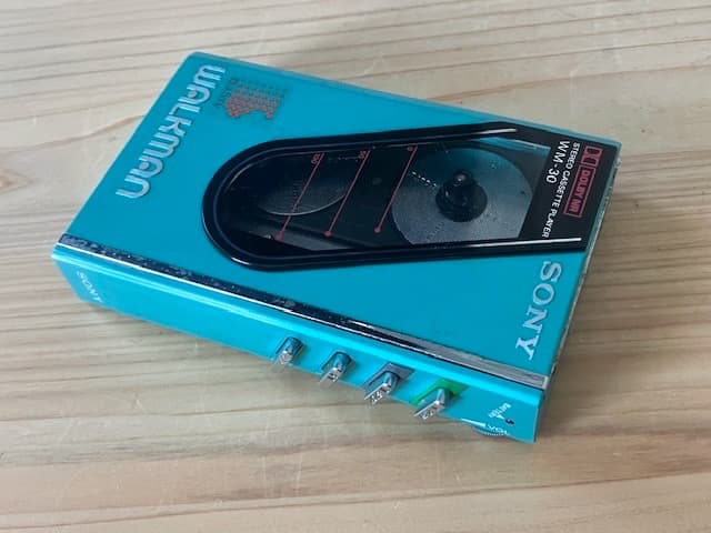 美品 高音質 整備済完全動作品 ソニー WM-30 グリーン 超レアカラー