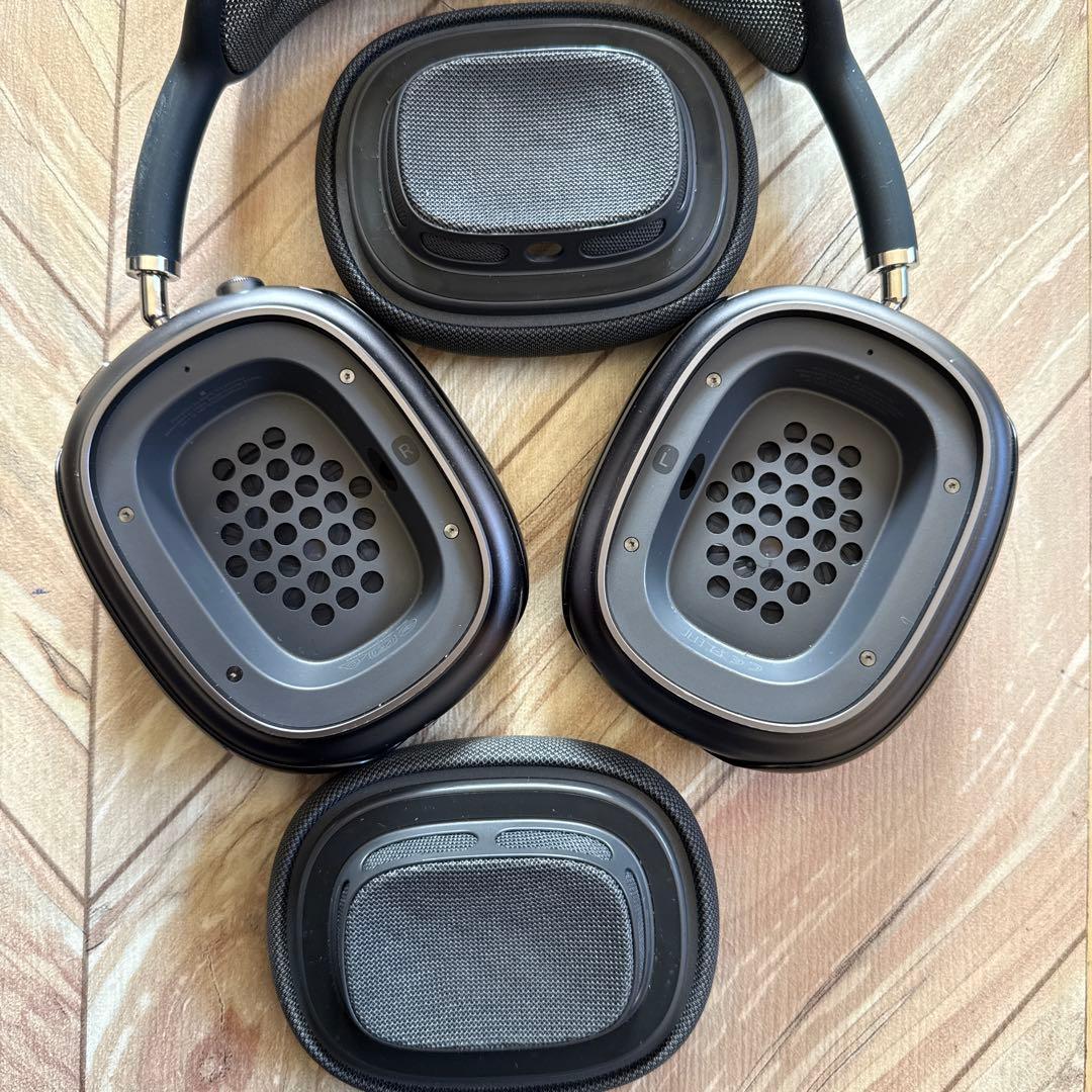 AirPods Max カバー付き