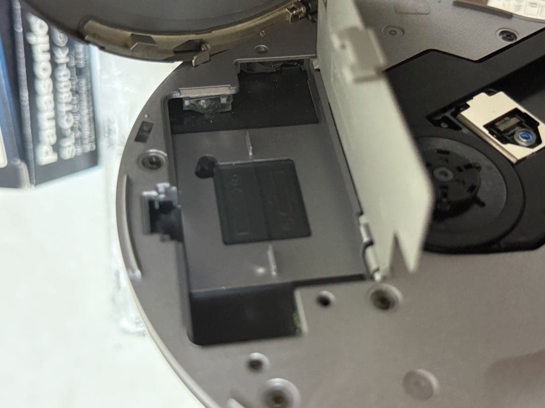 完品 Panasonic SL-CT800-K ポータブルCDプレーヤー