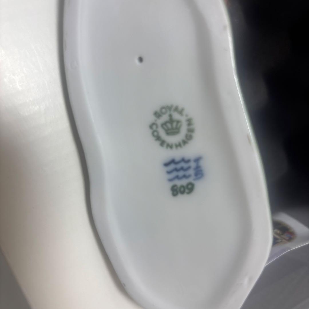 ロイヤルコペンハーゲン陶器製馬の置物