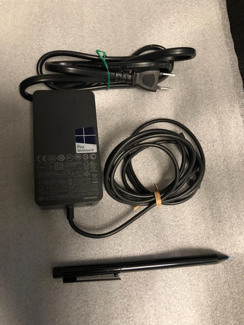 Surface Pro2・C5／8GB／256GB／最新Win11／フルセット
