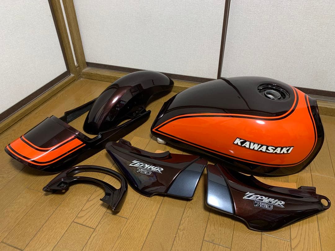 KAWASAKI ZEPHYR 750 外装セット 火の玉カラー ゼファー750