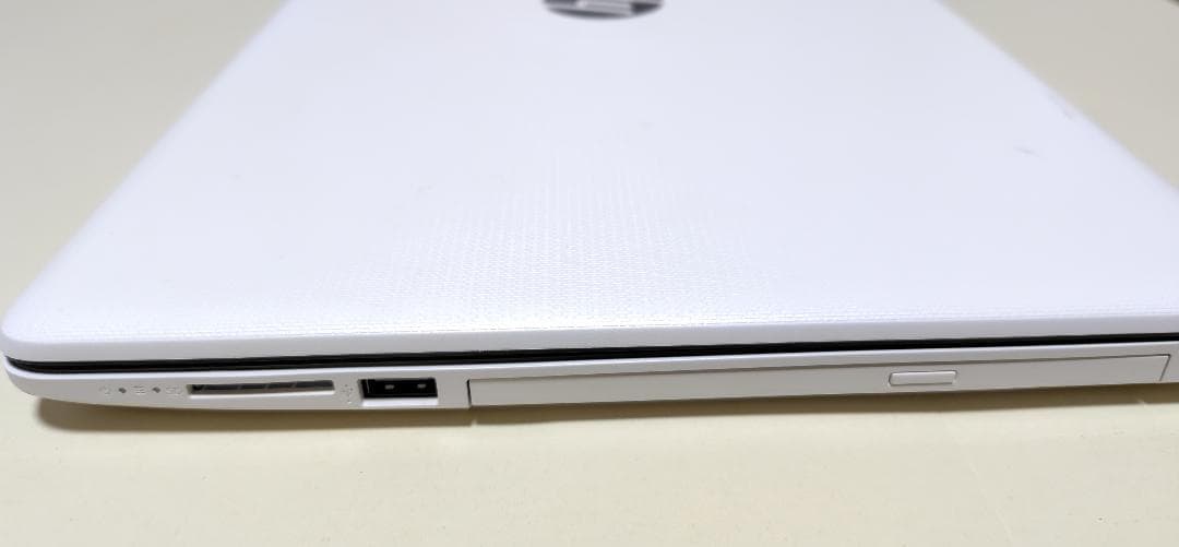 HP-15da0000 ノートパソコン　i5 8250U メモリ16GB