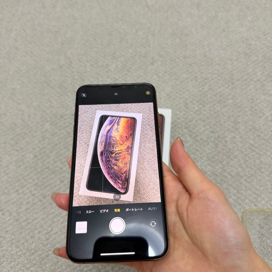 iPhoneXS Max 512GB Gold Sim Free 本体