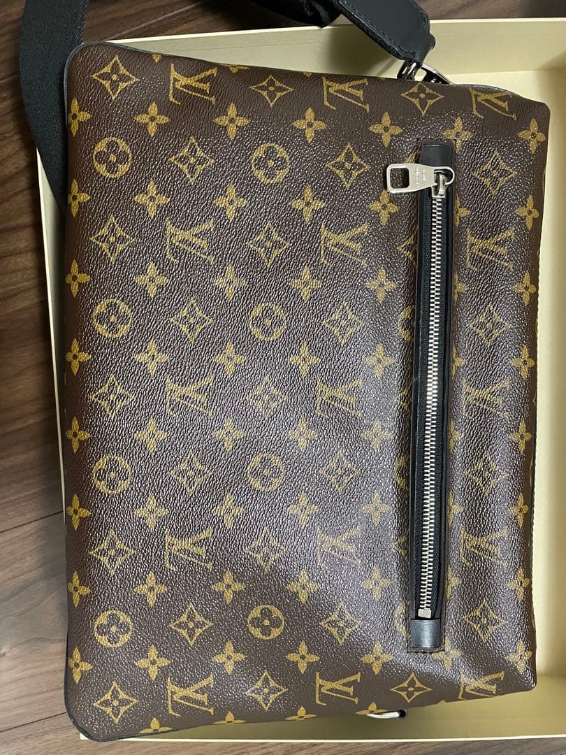 LOUIS VUITTON モノグラムトーレス マカサーM40387 【中古】