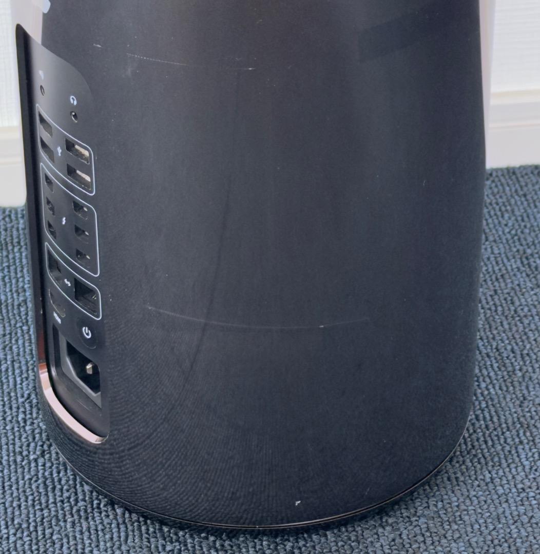 Apple Mac Pro 2013 12コア / 64GB / 500GB