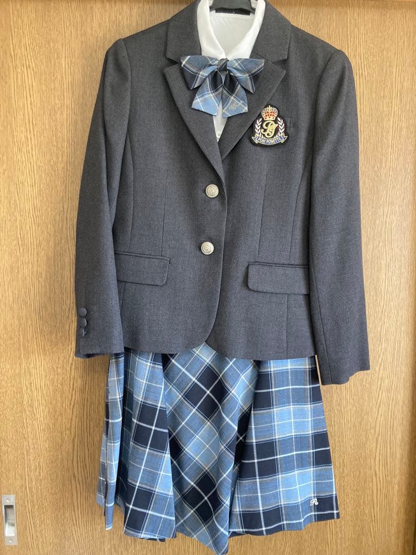 ポンポネット　ジュニアセットアップスーツ M(150cm) 卒服