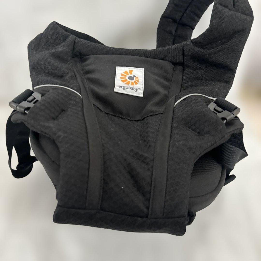ergobaby Alta ヒップシートベビーキャリア Onyx Black