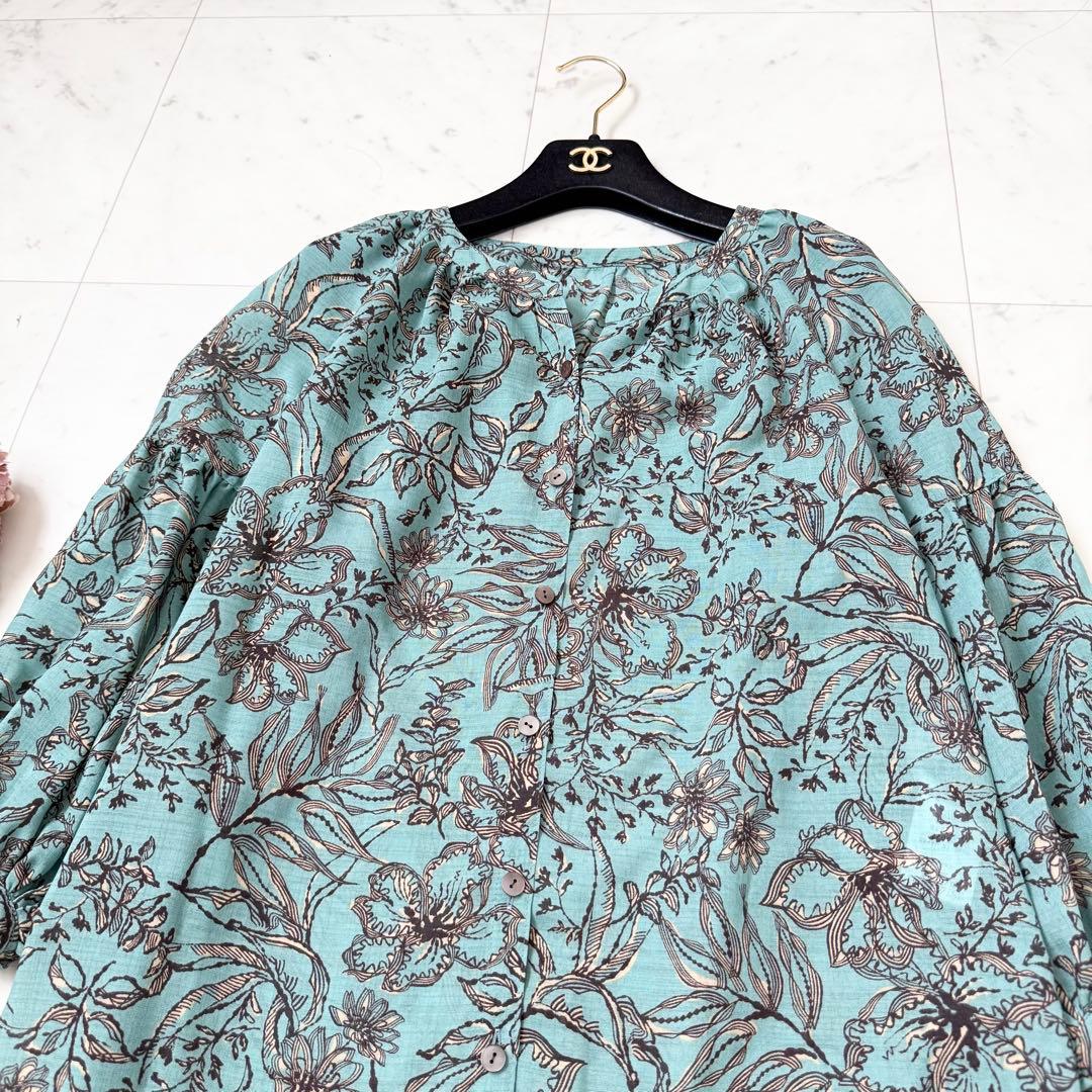 未使用級❤️レリアン　現行タグ　ブラウス　花柄　グリーン　７分袖 2023SS