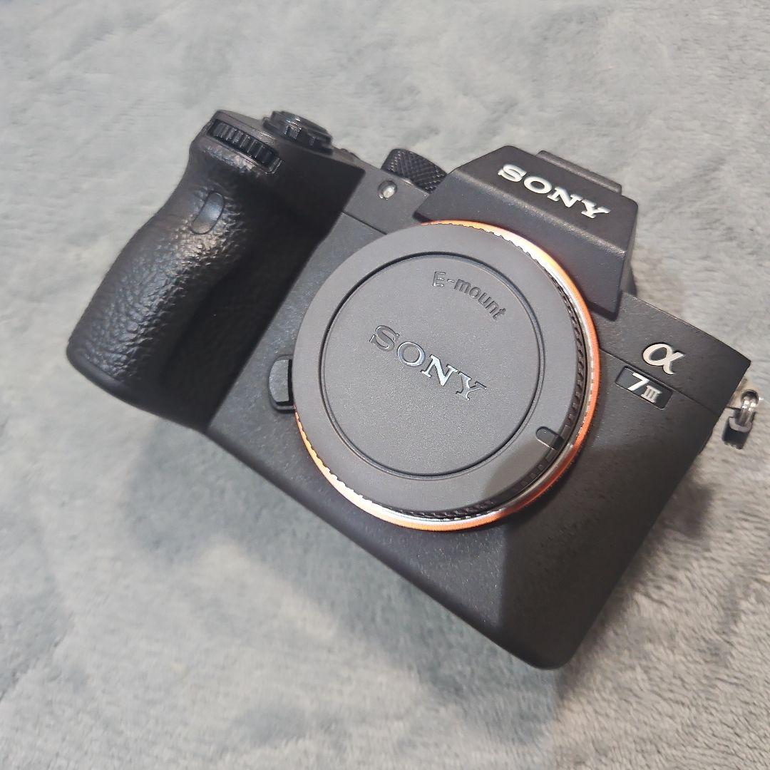 SONY α7iii ミラーレス一眼 本体