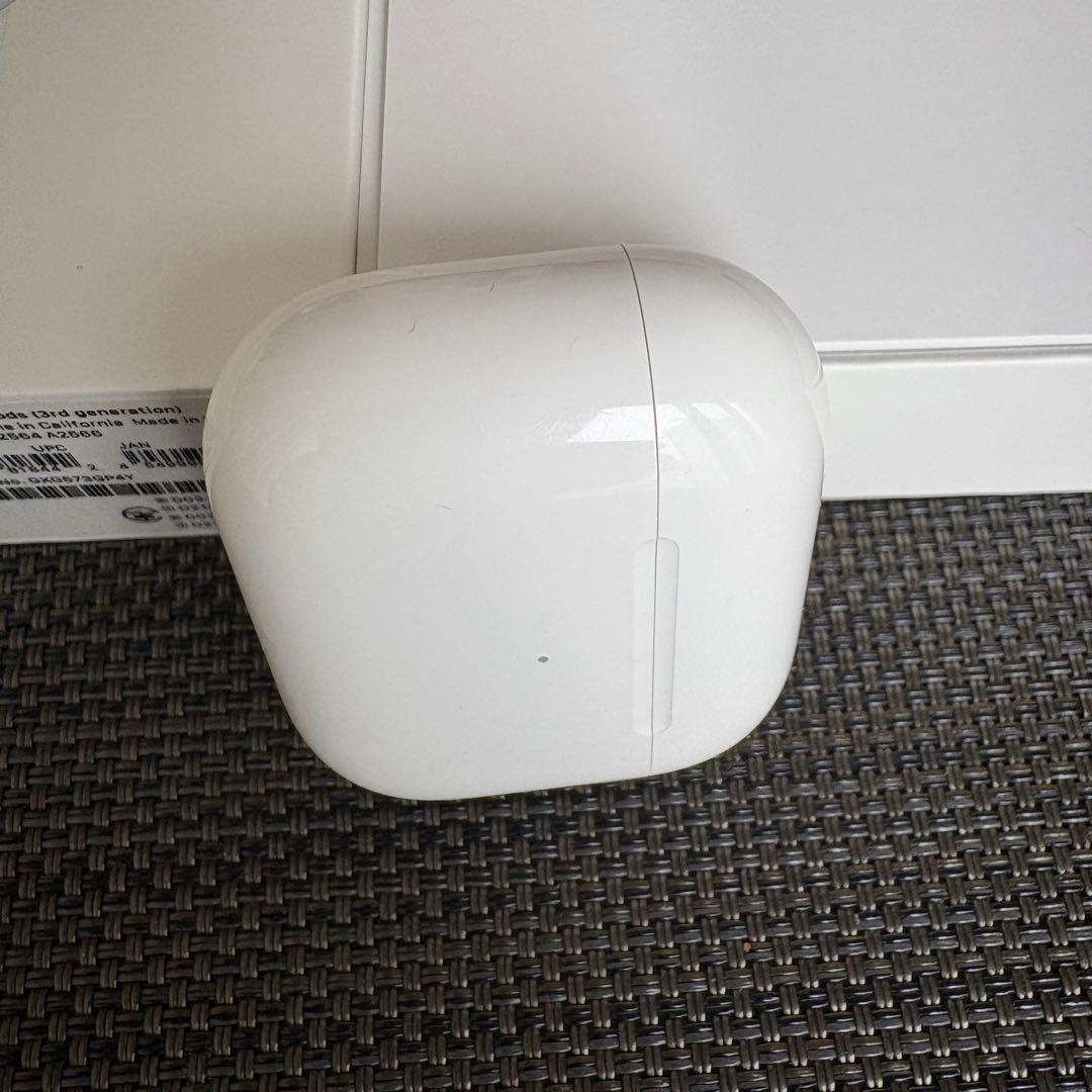 AirPods 3(第3世代)MagSafe MME73J/A付属品あり