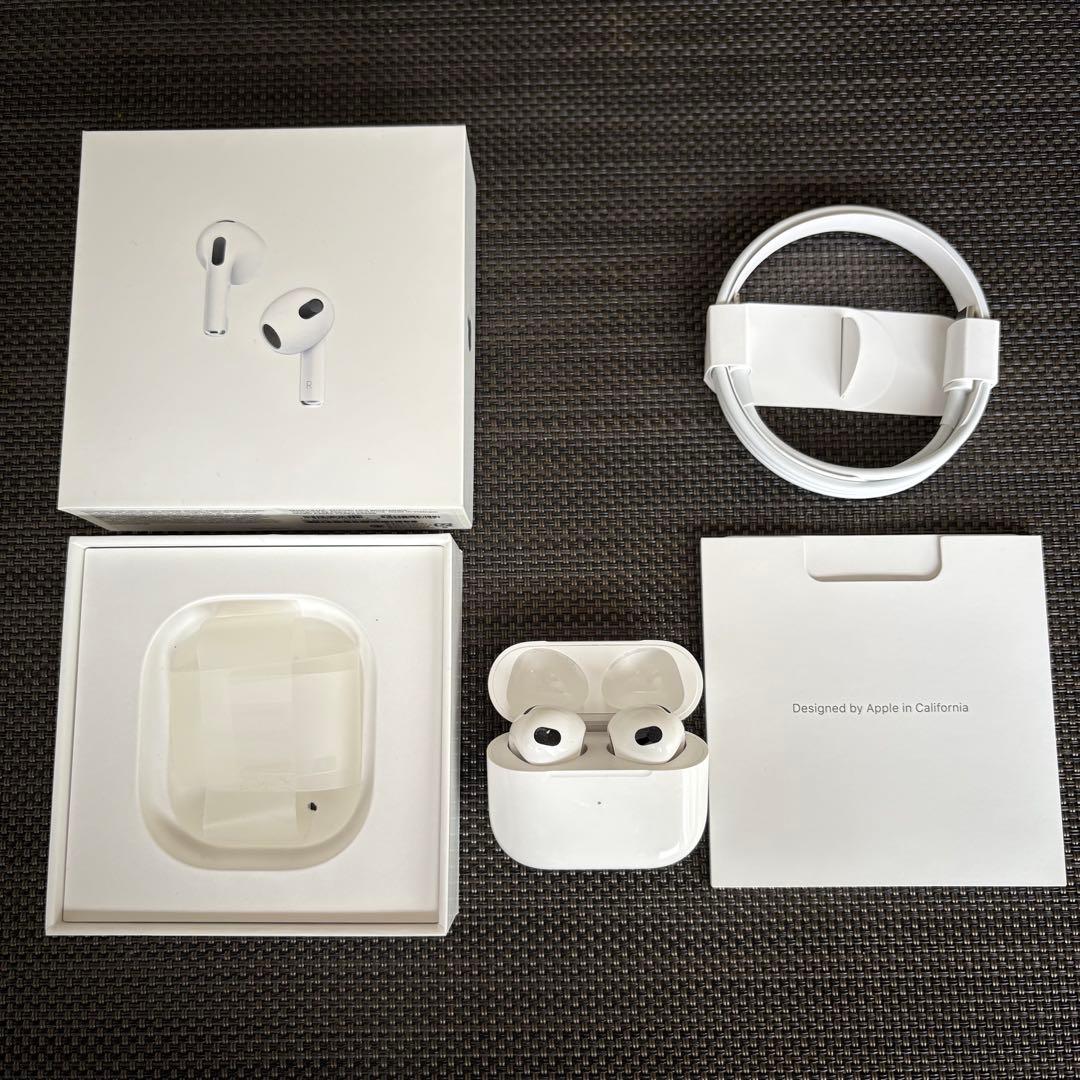 AirPods 3(第3世代)MagSafe MME73J/A付属品あり