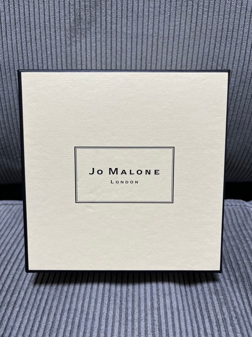 ボディクリーム ENGLISH PEAR & FREESIA BODY CREME 175ml