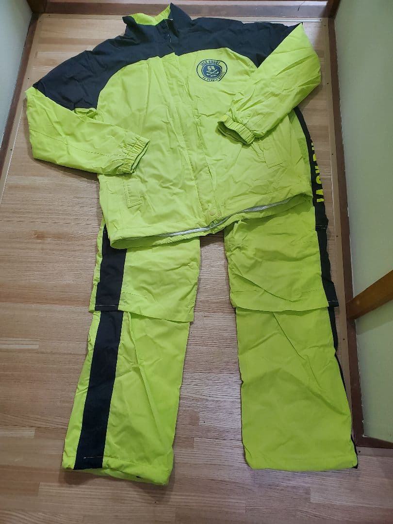 ゴロジャックバニー　レインウェア