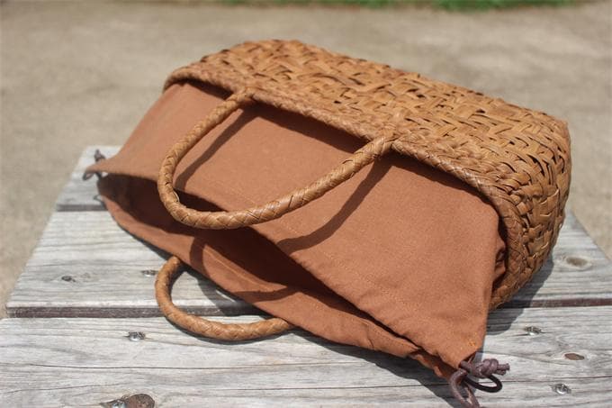 乱れ編み 山葡萄 かごバッグ　籠 バッグ 中布と内ポケット付き 最高