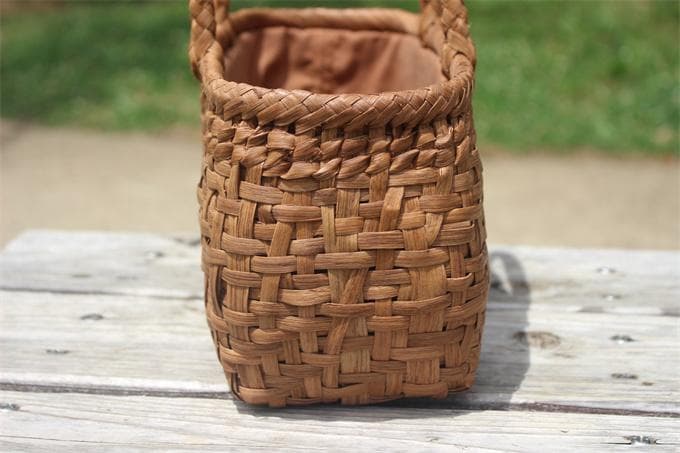 乱れ編み 山葡萄 かごバッグ　籠 バッグ 中布と内ポケット付き 最高