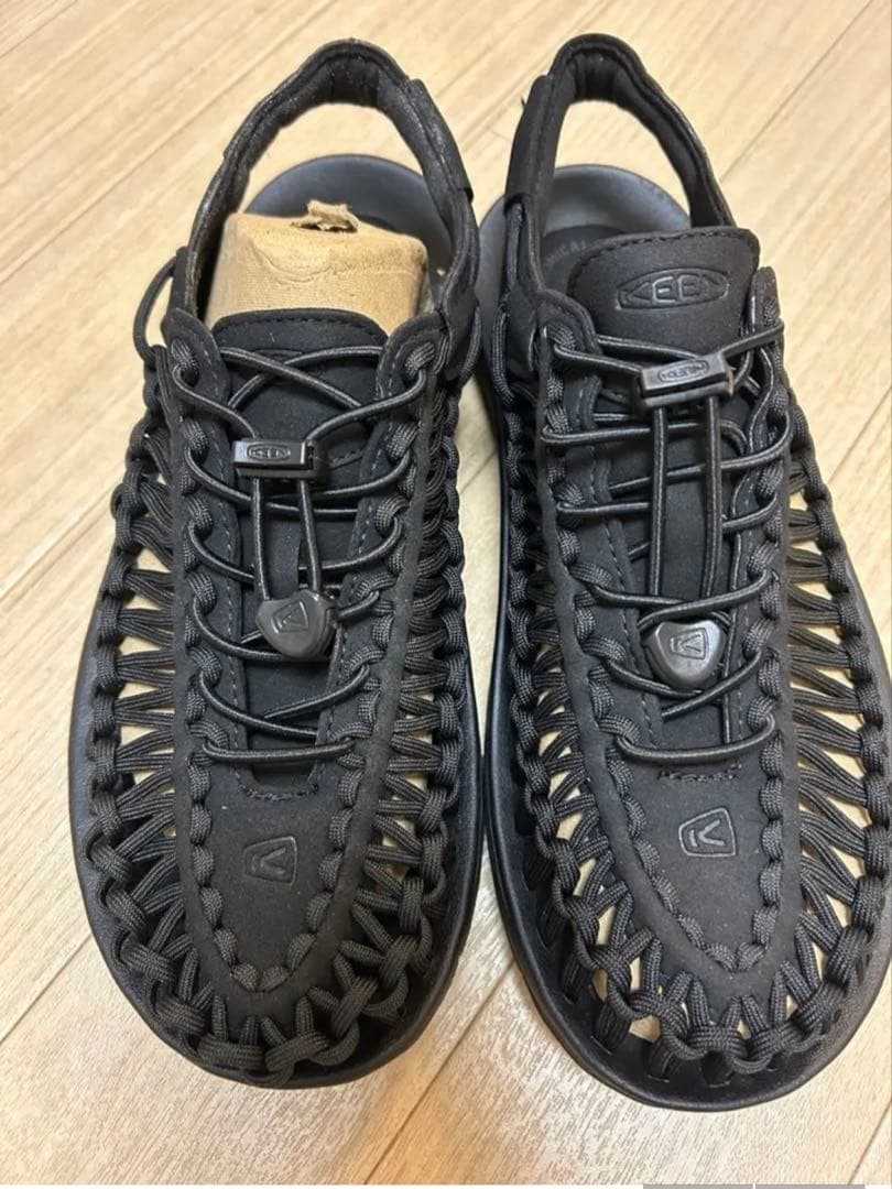 KEEN UNEEK W ブラック US 9 JPN２６