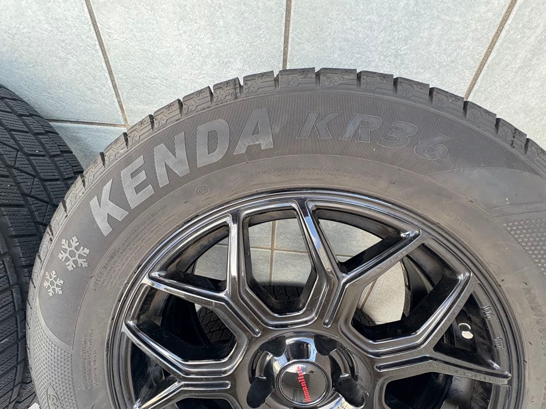 225/65R17 スタッドレスタイヤセット