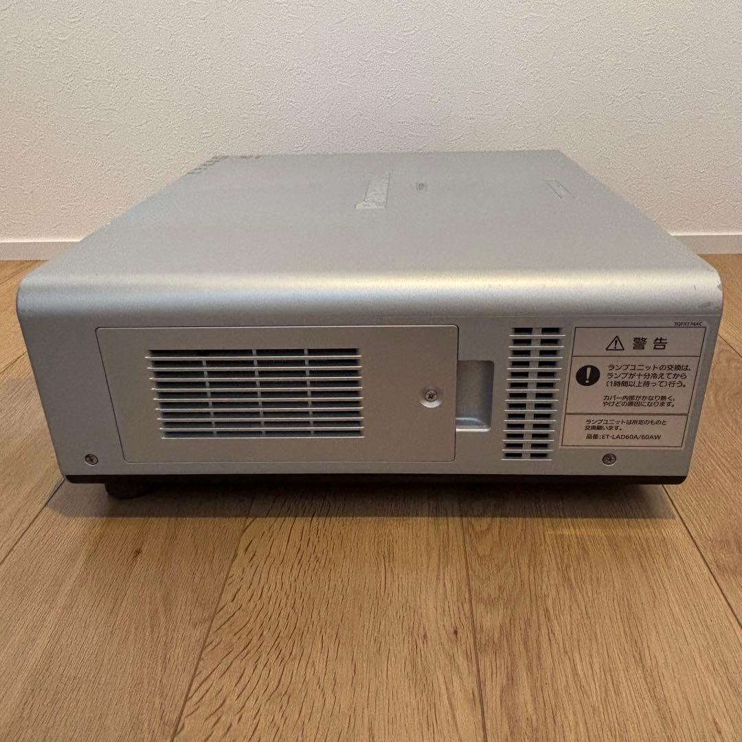 PanasonicDLプロジェクターPT-D6000S使用6921h 1079h