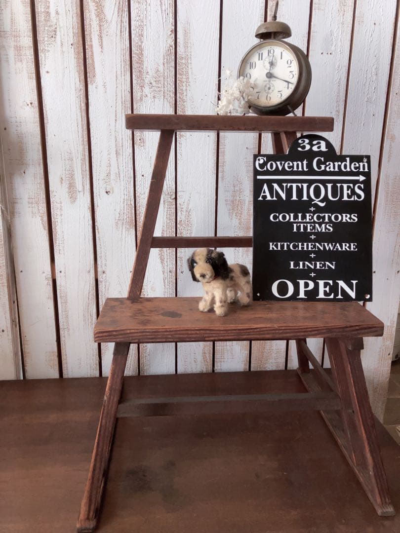 ヴィンテージ　昭和レトロ　大きな　古い木製台　ステップ　踏み台　飾り棚　シェルフ