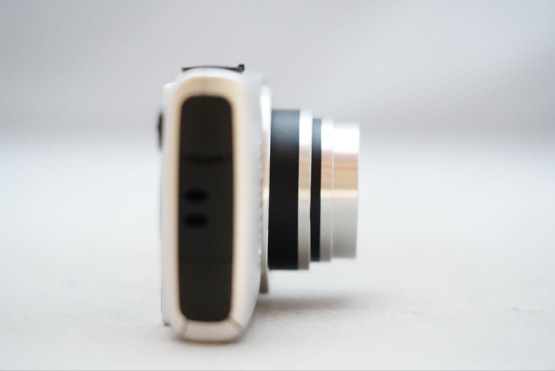 キャノン イクシー 100F 5.0-40.0㎜ F=1:3.2-6.9 現状品