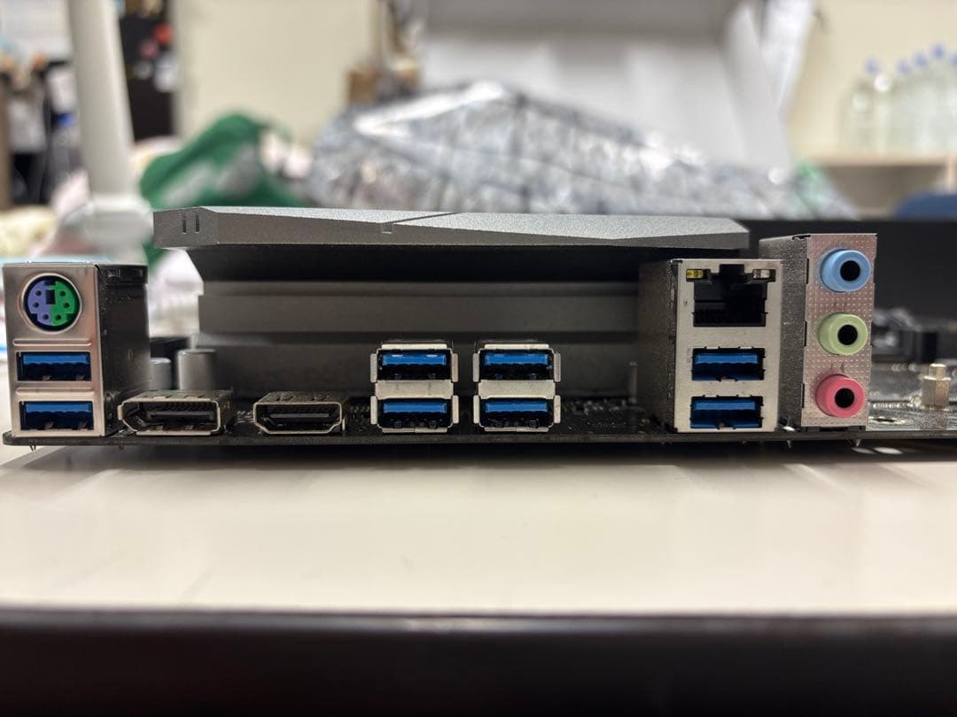 AMD マザーボード