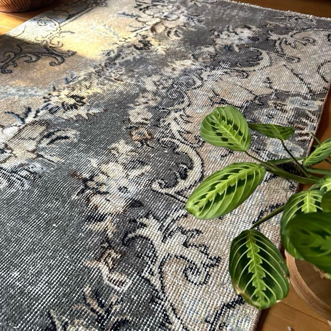 92×180-184グレイカーキ　ボタニカル柄　トルコヴィンテージラグ