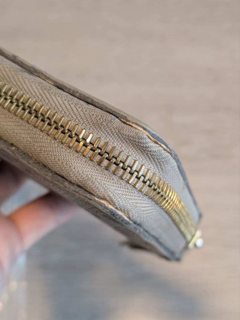 ルイヴィトン モノグラム ジッピーウォレット アンプラント M69034