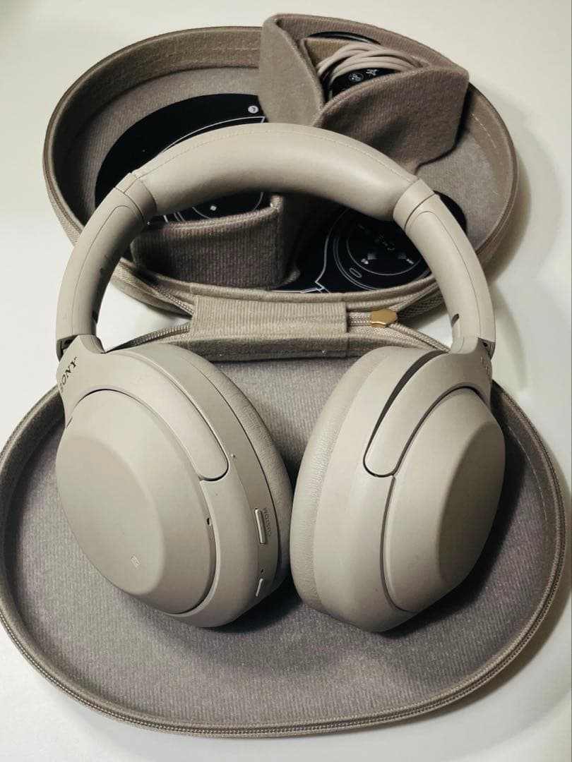 【値下げ】SONY WH-1000XM4ワイヤレスヘッドホン グレー 美品