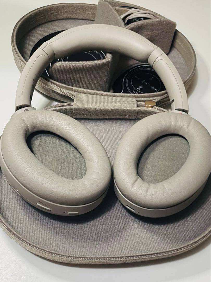 【値下げ】SONY WH-1000XM4ワイヤレスヘッドホン グレー 美品