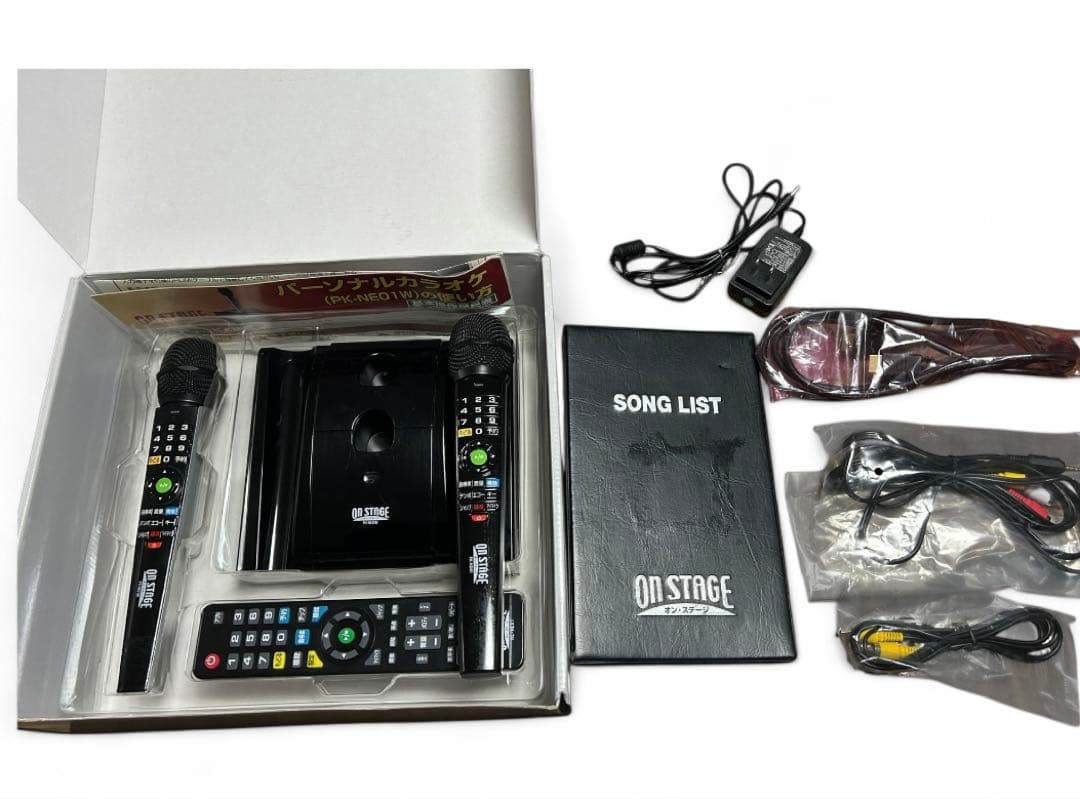 ON STAGE パーソナルカラオケPK-NE01W オン・ステージ　マイク2本