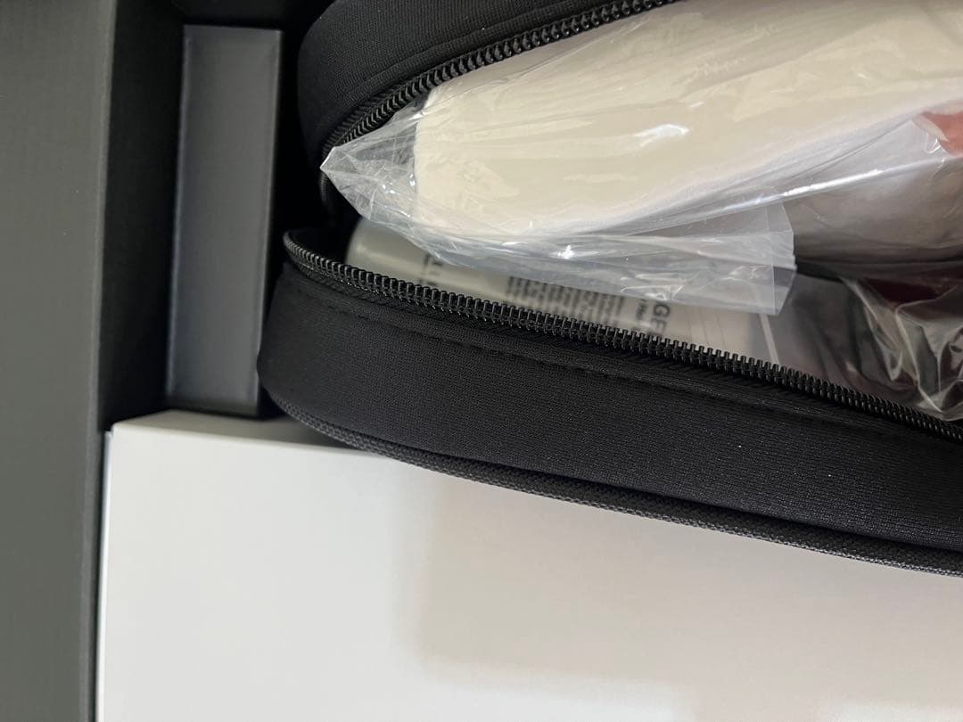 CELL CURE 47++ 美容器 専用ケース付き