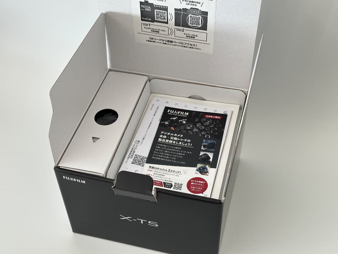 【美品】FUJIFILM X-T5 ボディ ブラック／ショット数777枚