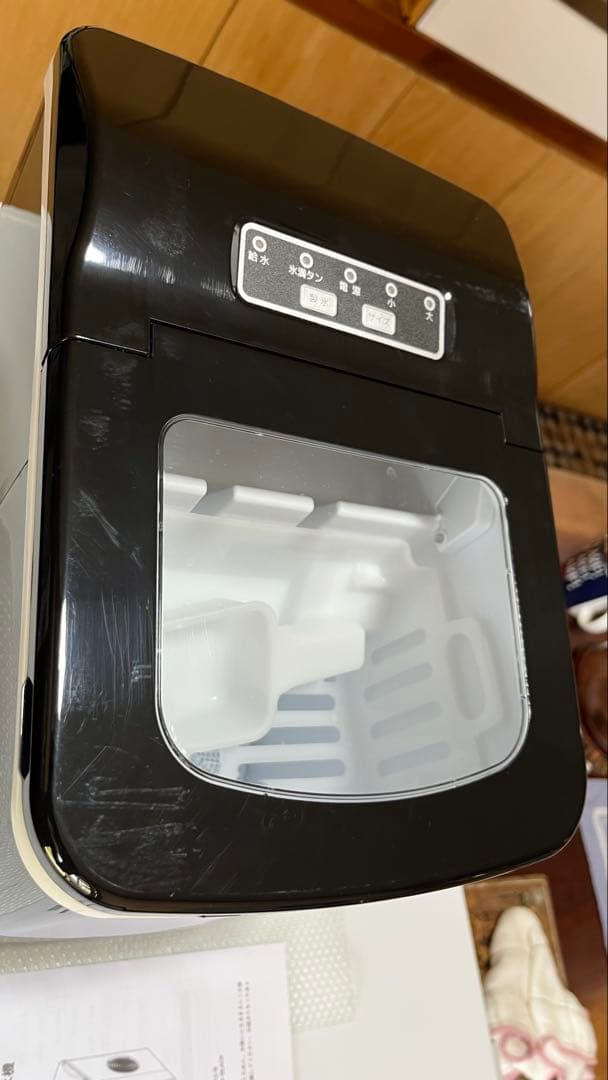 家庭用　製氷機　ブラック