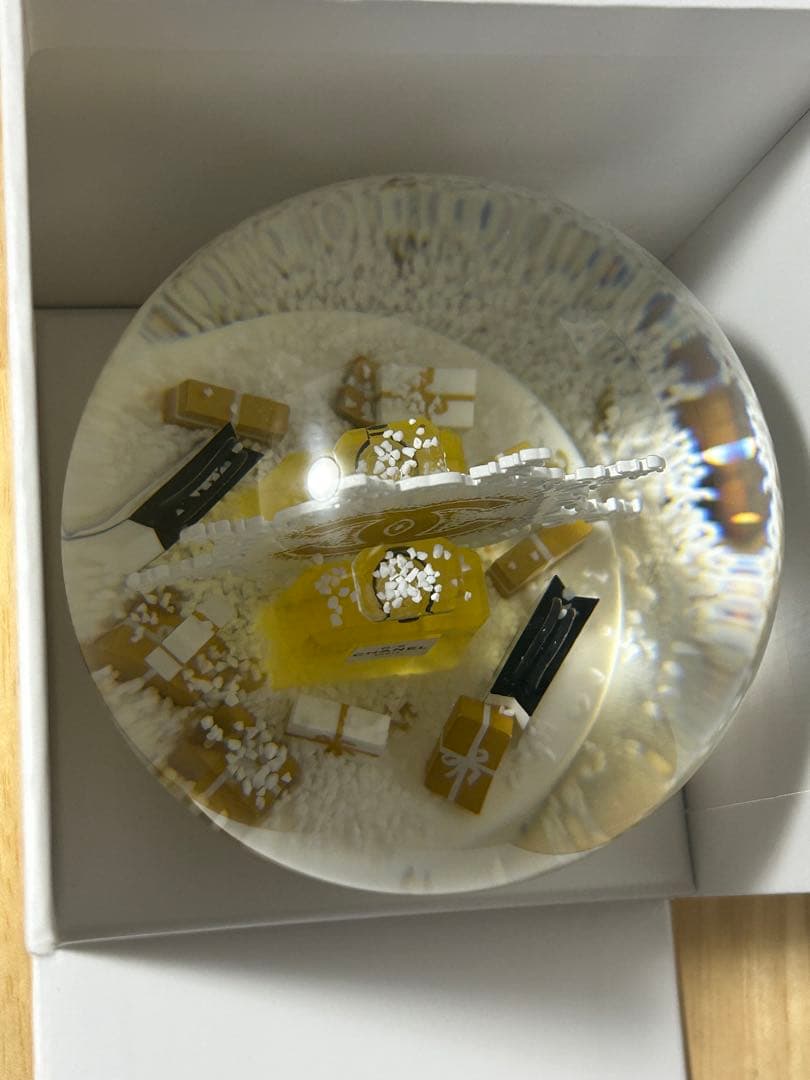 ザ*マ様 シャネル　スノードーム　2024ホリデー　ノベルティ