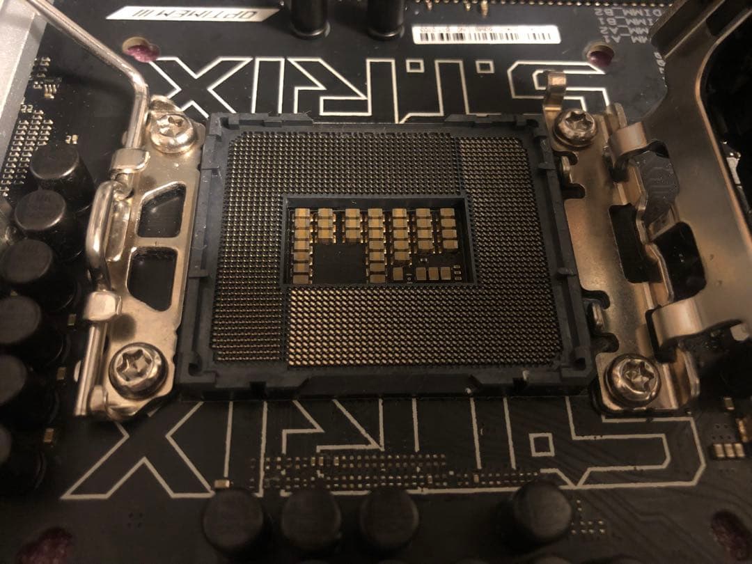 ASUS ROG STRIX Z790-A WIFI D4【訳あり/保証あり】