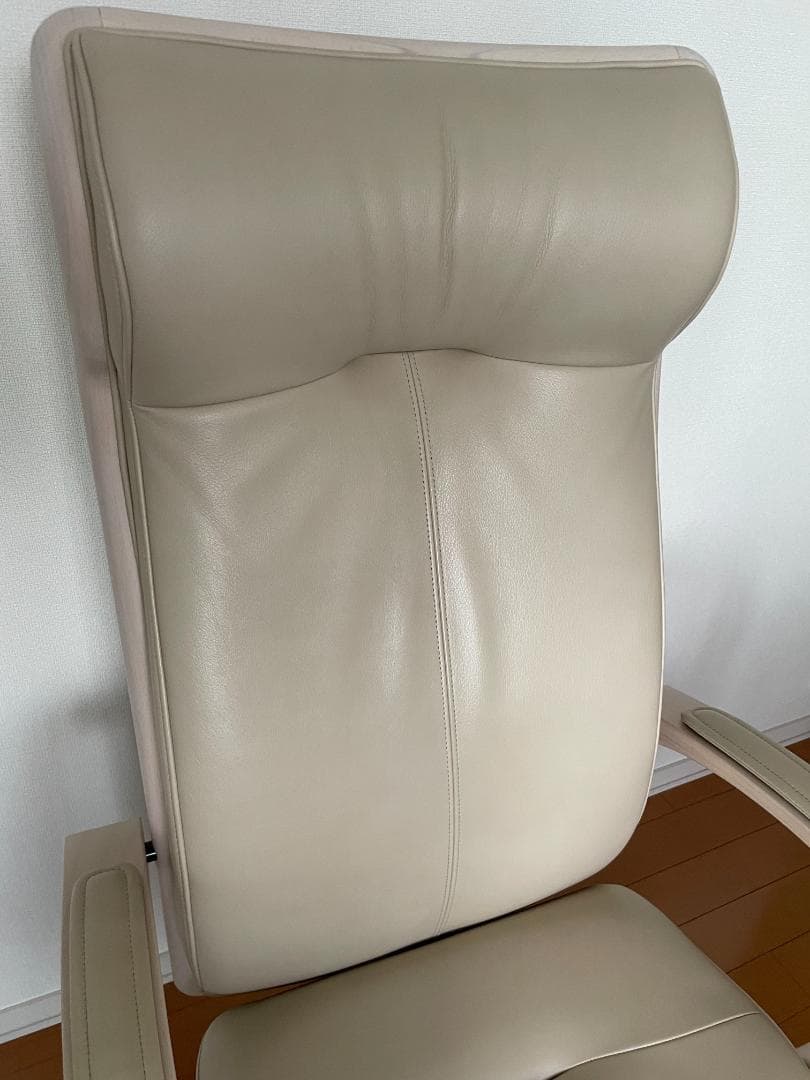 カリモク　デスクチェア　オフィスチェア　レザーチェア　定価21万円　本革　高級