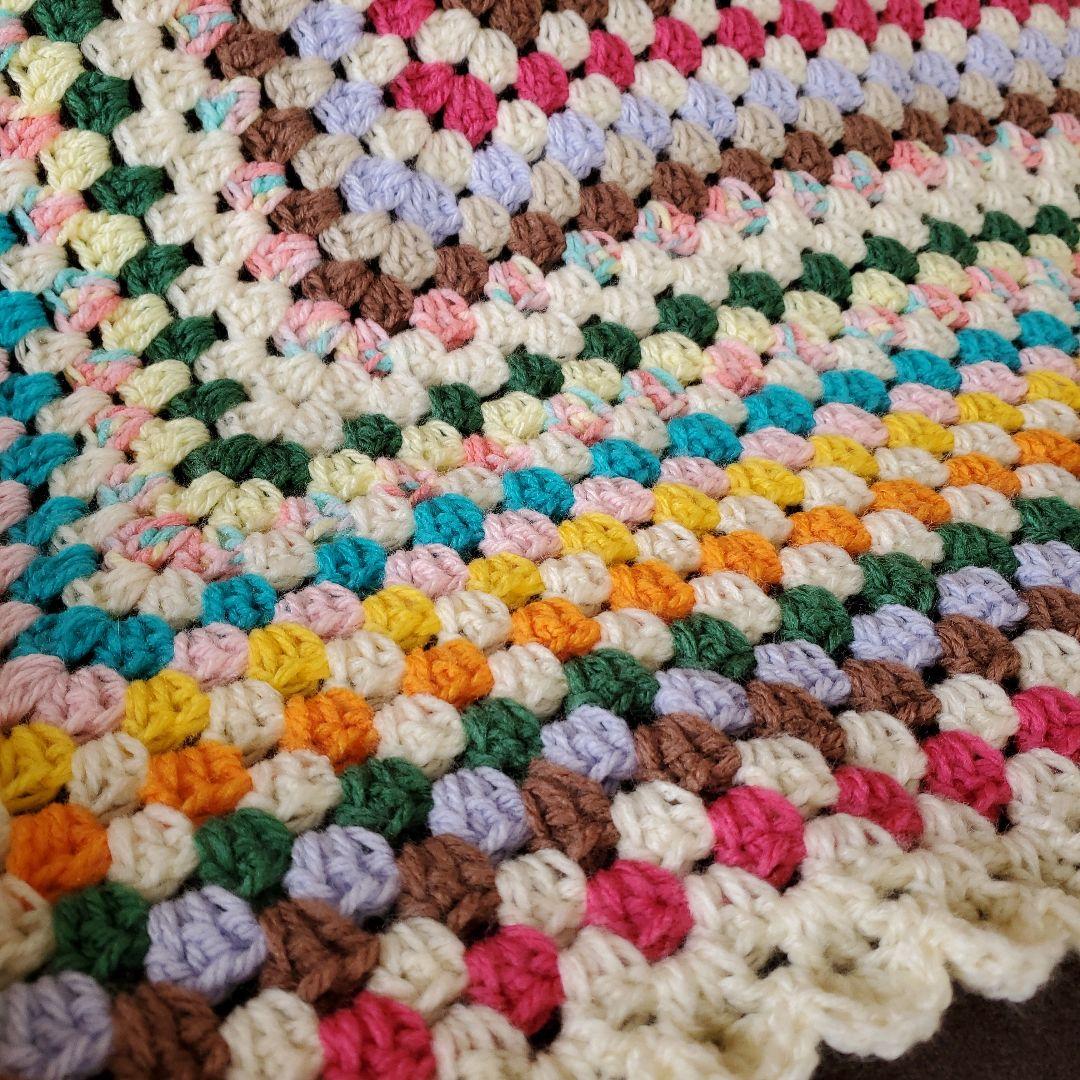 手編み♡モチーフ編み♡ブランケット♡レトロポップ♡オフ白