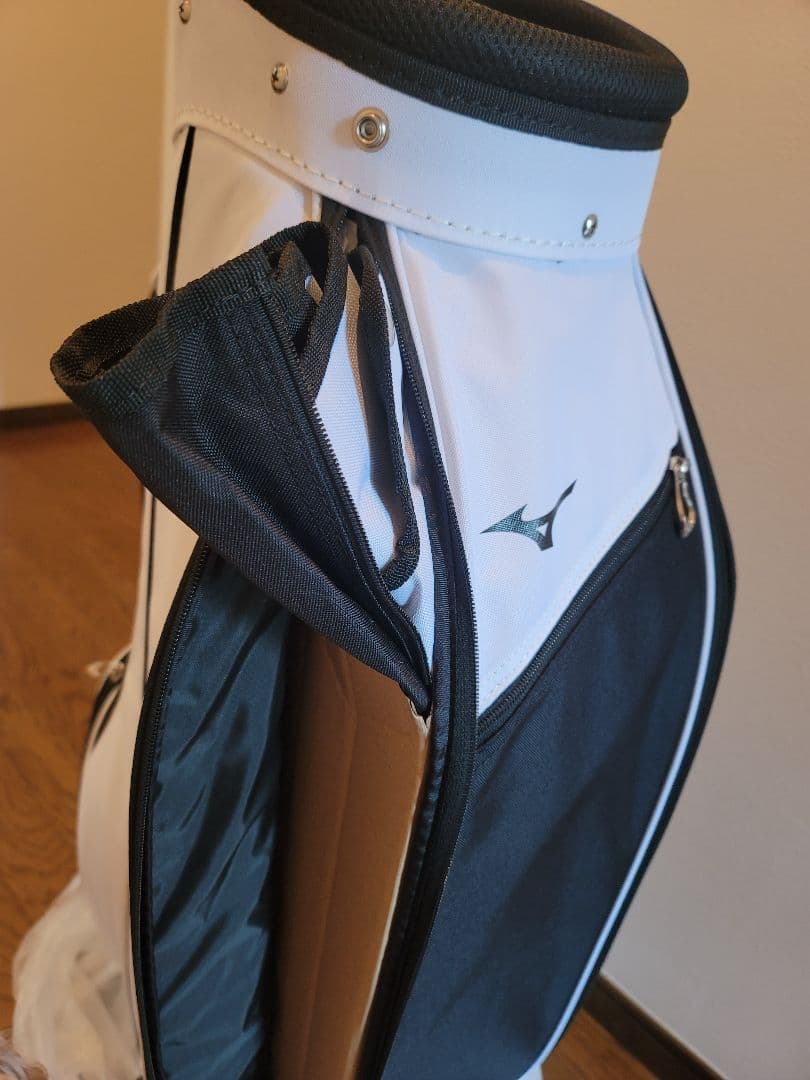【新品未使用】Mizuno ゴルフバッグ・キャディバッグ ホワイト/ブラック
