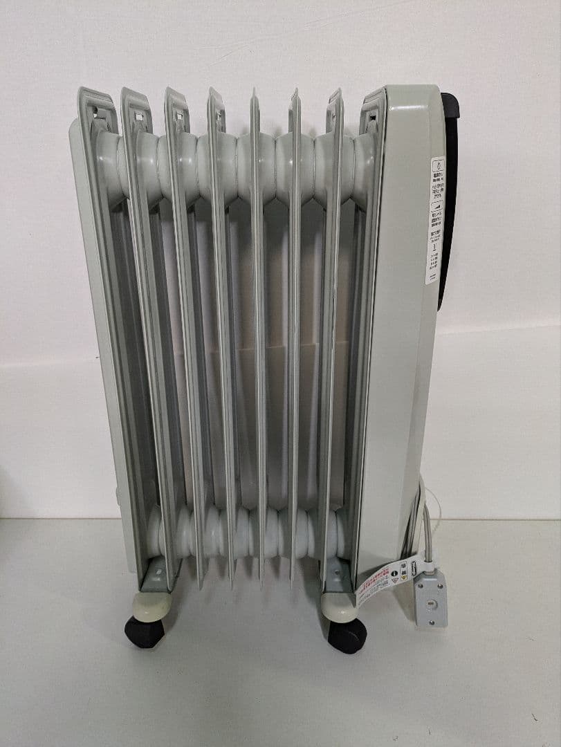 デロンギ オイルヒーター デジタルラディアント KHD410812-BK 中古