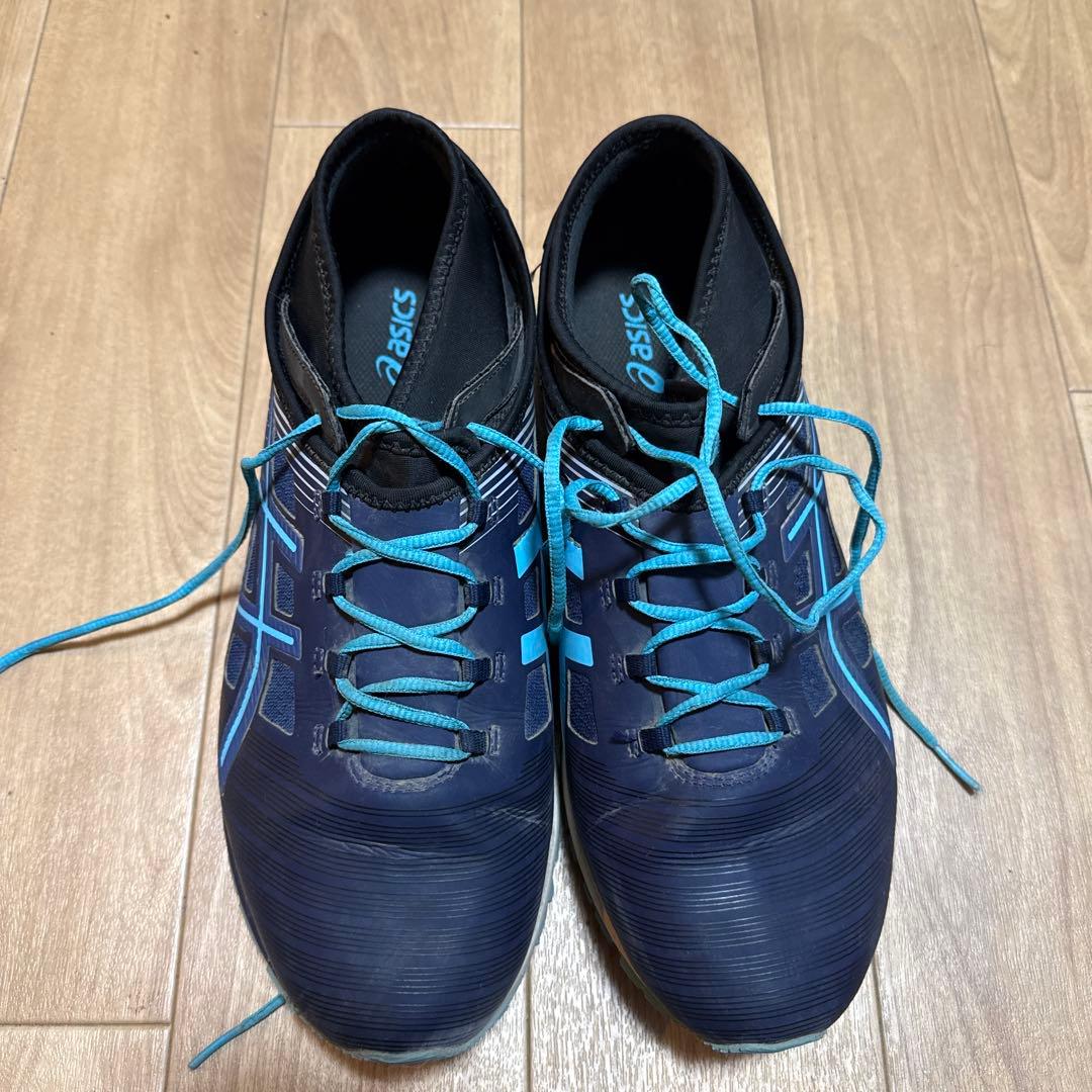 アシックス　スノーターサー　（冬用トレーニングシューズ）