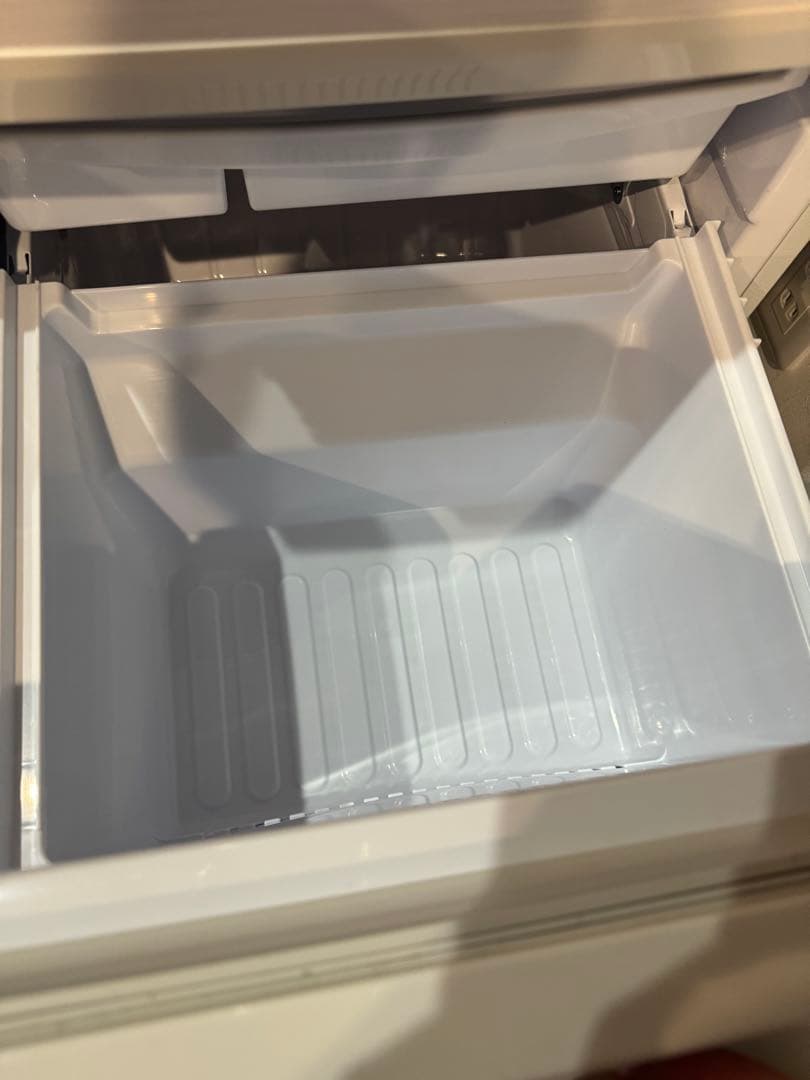 SHARP 冷蔵庫 ホワイト 2020年製