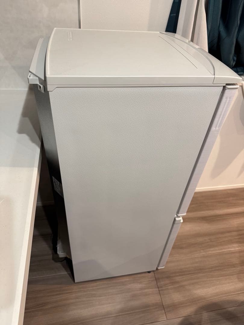 SHARP 冷蔵庫 ホワイト 2020年製
