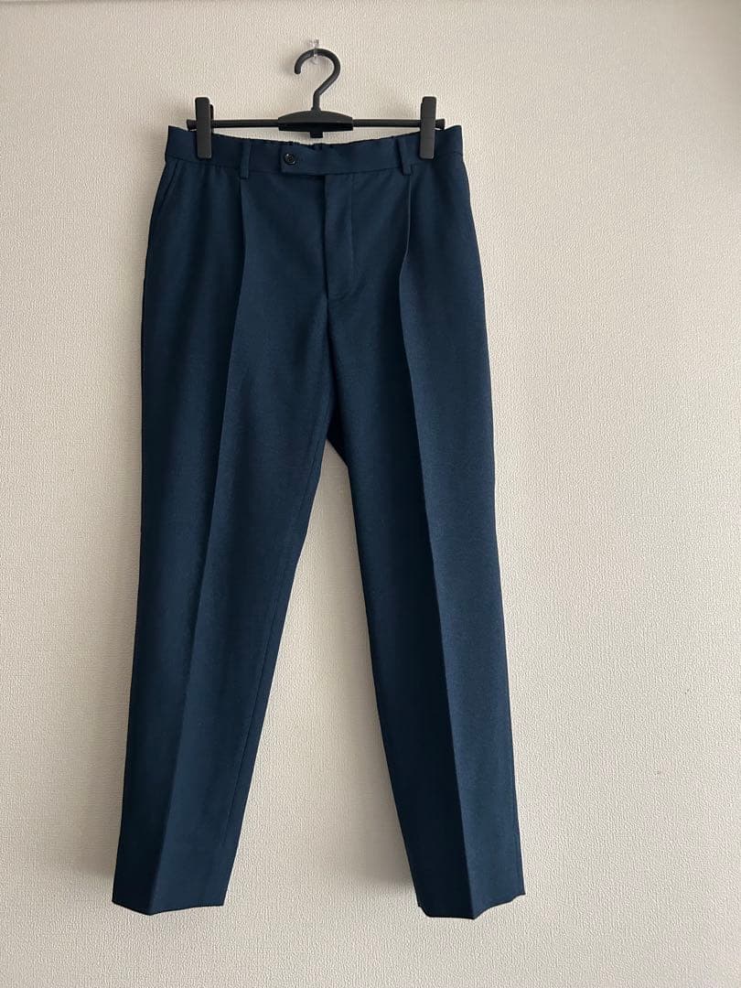 ユナイテッドアローズ　メンズ　スーツ　ネイビー　未使用　今年購入　安値すぎる