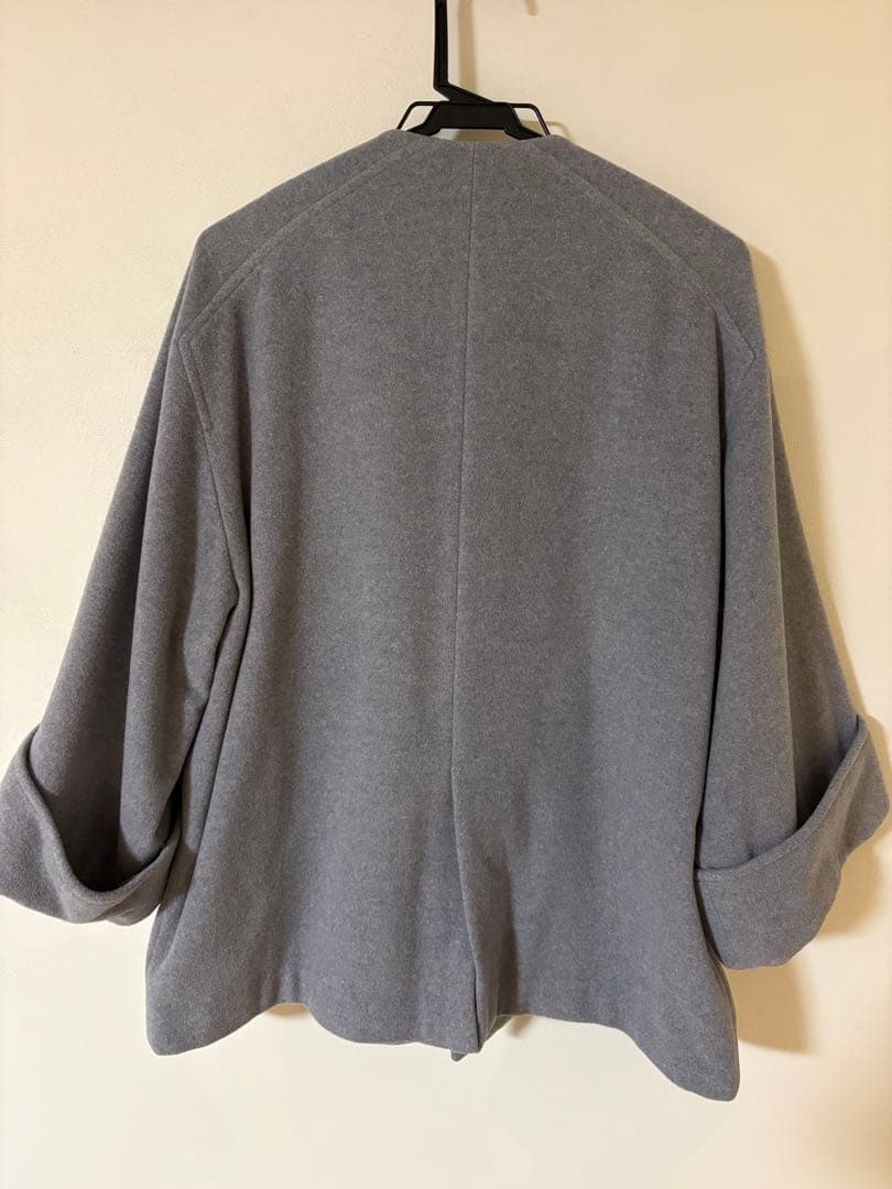 ADAM ET ROPE' ワイドスリーブノーカラーショートコート