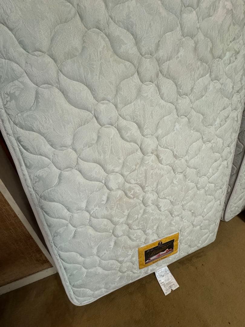 シモンズ マットレス② シングル エクストラハード