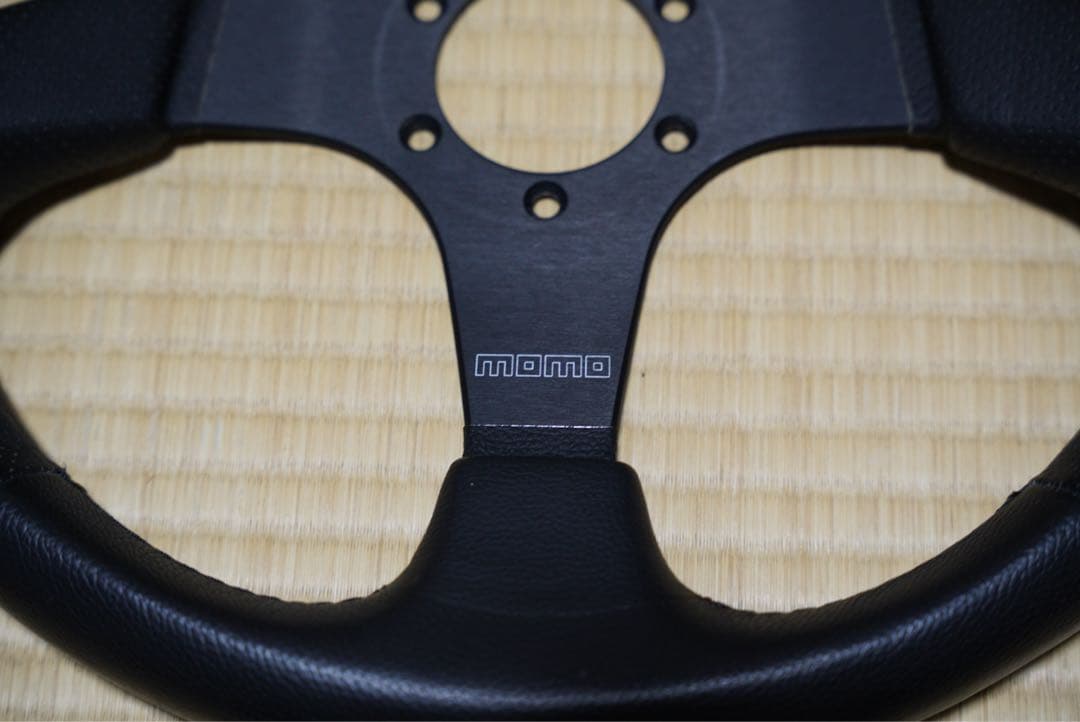 【正規品】　MOMO JET ジェット φ350 カーボン