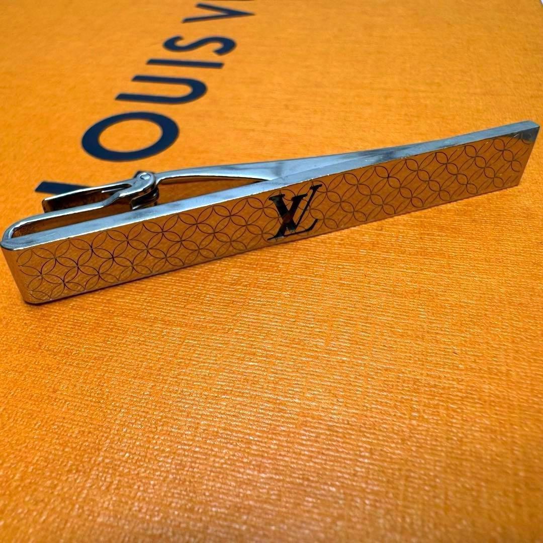 ルイヴィトン　ネクタイピン　モノグラム　装飾