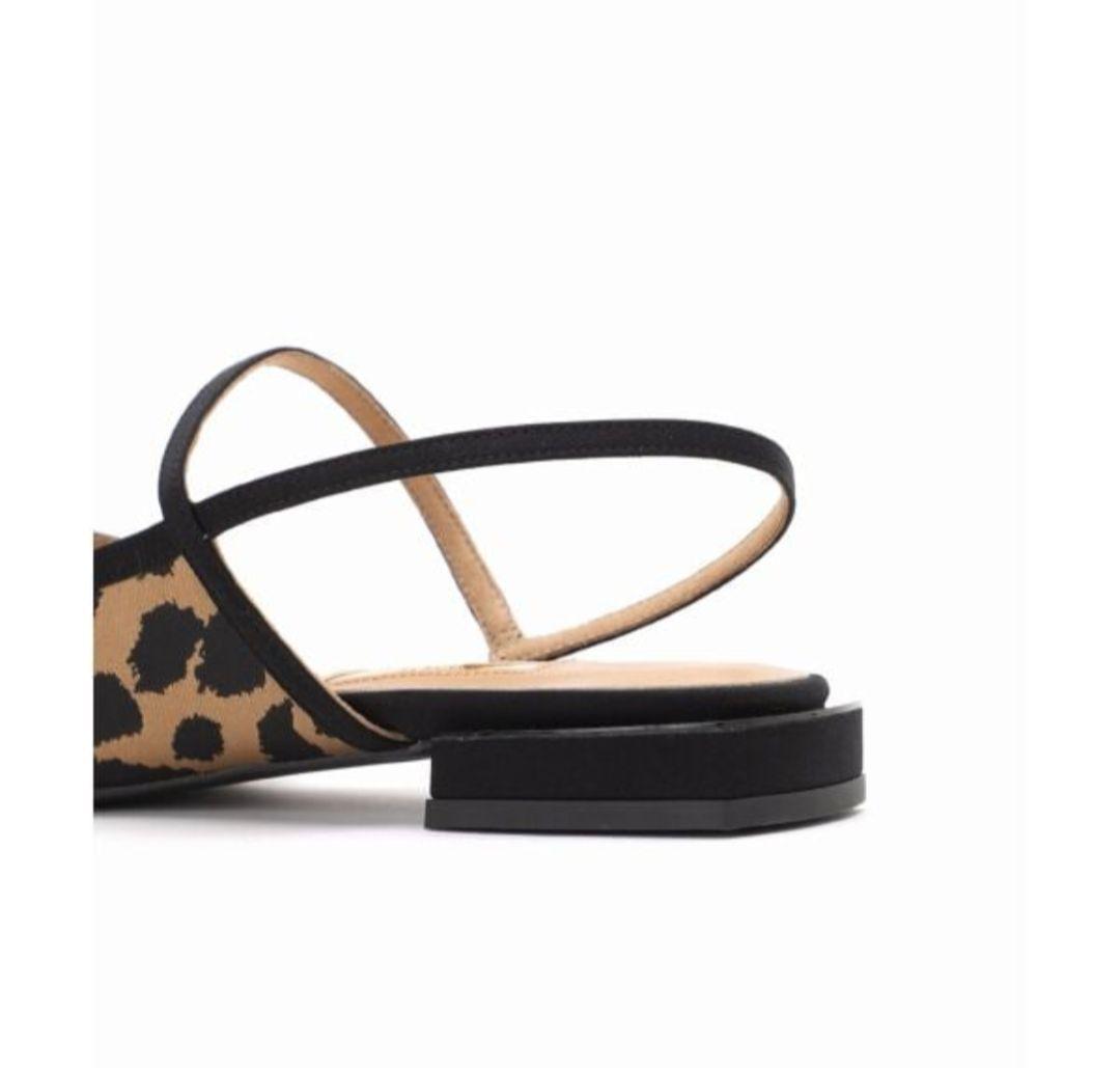 GRISEポインテッドコンビストラップスリングバック