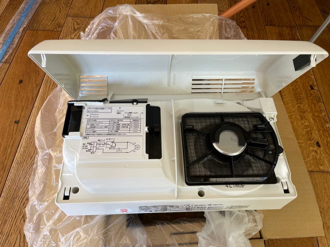 三菱電機 新品未使用 Jファンロスナイミニ 給排気パイプ フィルター付き